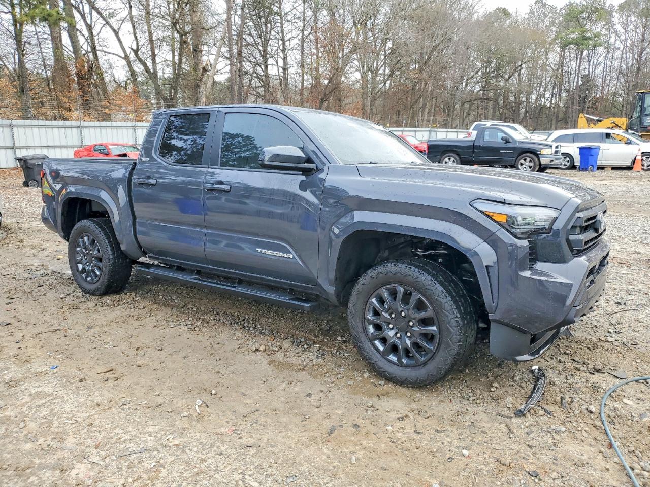 2024 TOYOTA TACOMA DOUBLE CAB photo 4