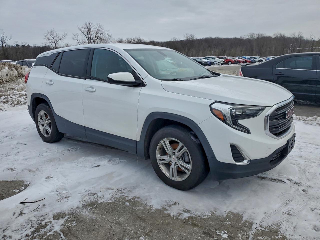 2018 GMC TERRAIN SLE photo 4
