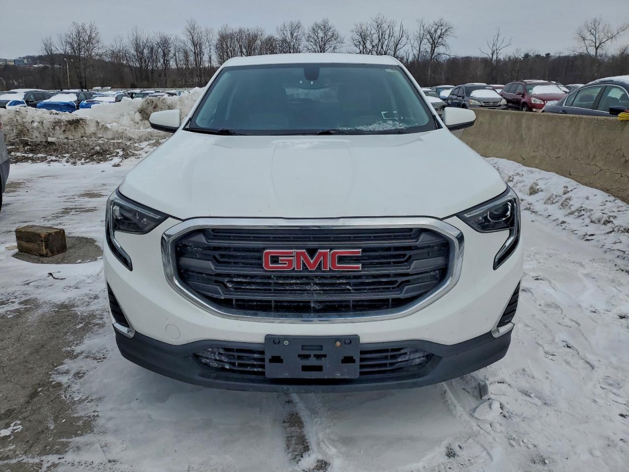 2018 GMC TERRAIN SLE photo 5