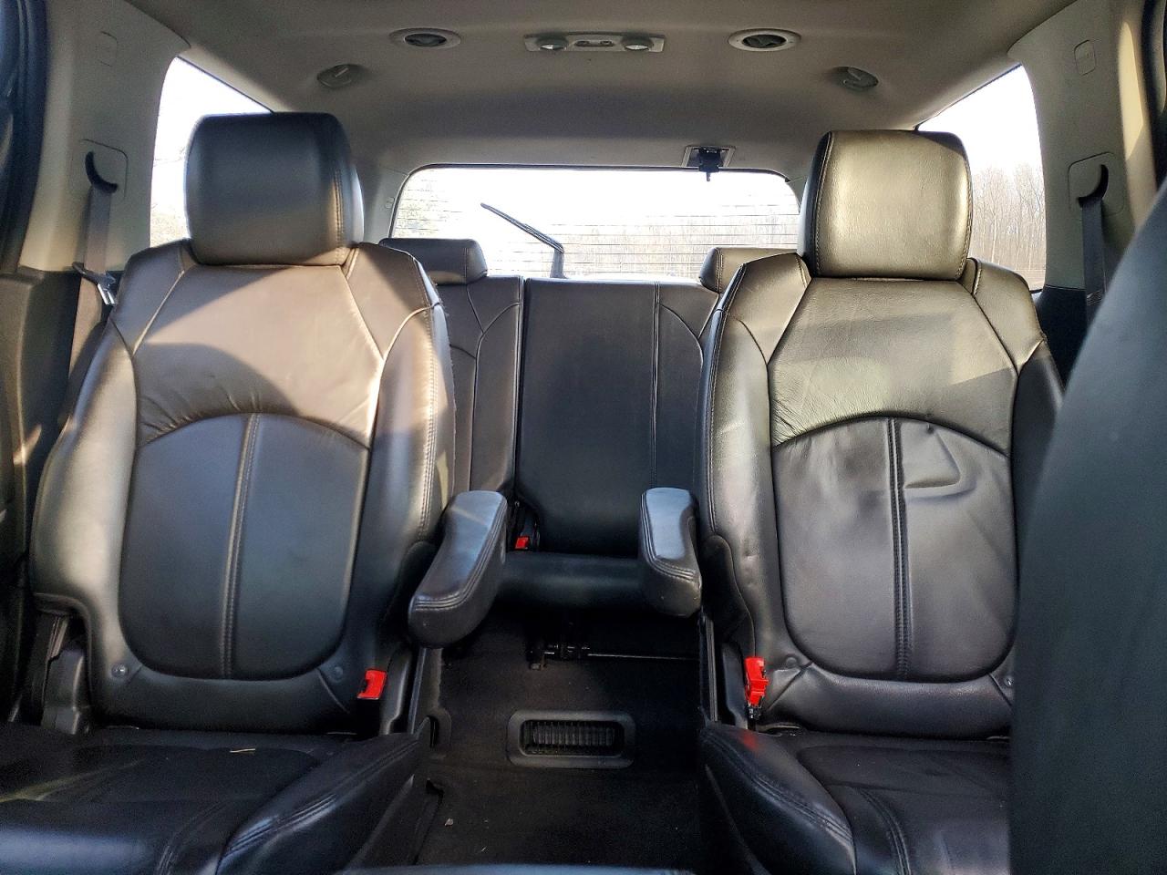 2011 GMC ACADIA SLT-2 photo 10