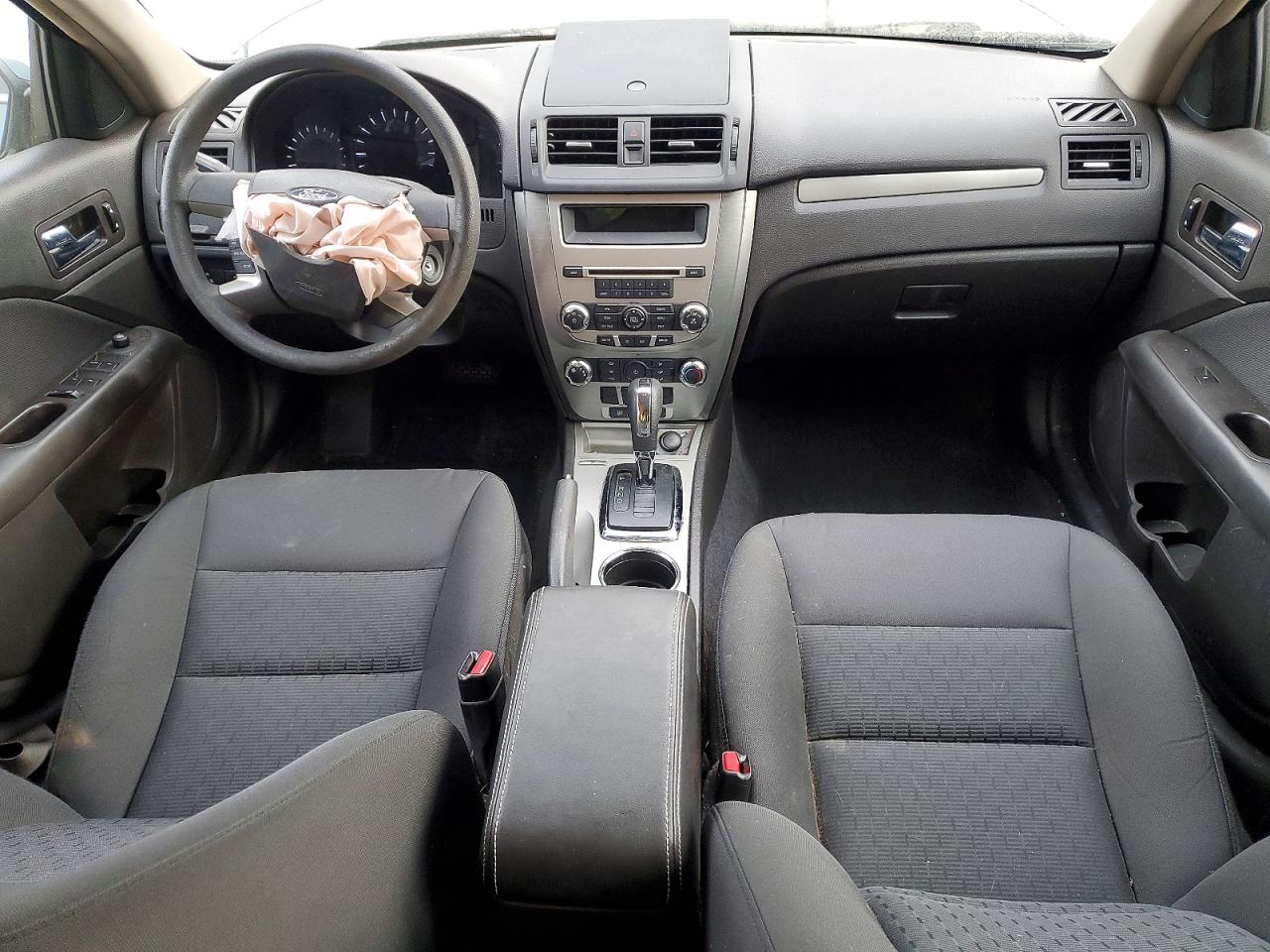 2011 FORD FUSION SE photo 15