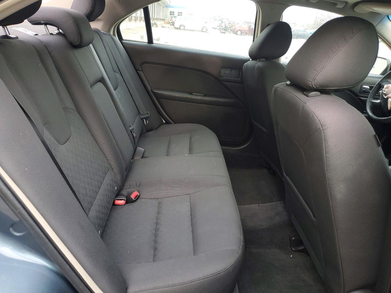 2011 FORD FUSION SE photo 19
