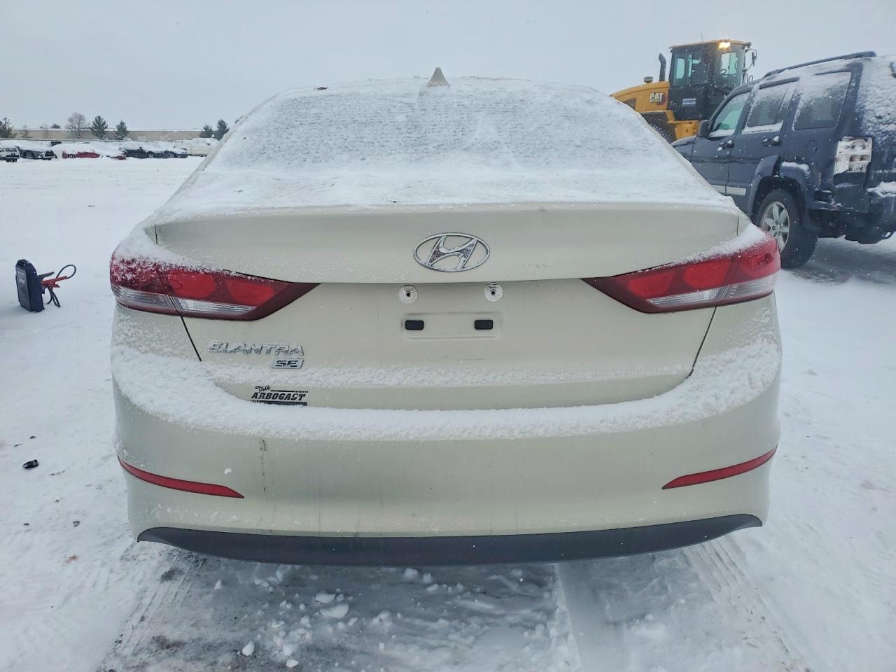 2017 HYUNDAI ELANTRA SE photo 6