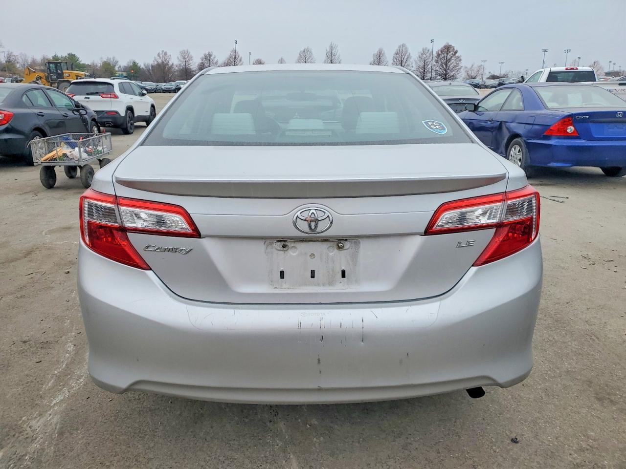 2012 TOYOTA CAMRY BASE photo 6