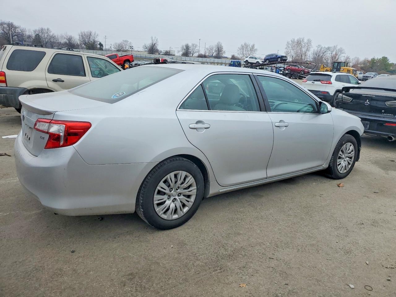 2012 TOYOTA CAMRY BASE photo 3