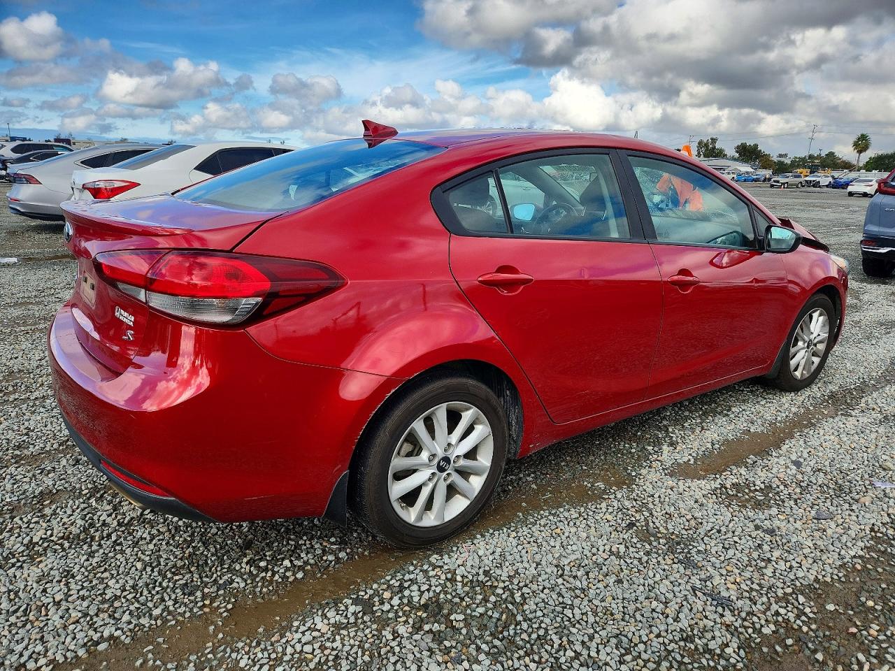 2017 KIA FORTE S photo 5