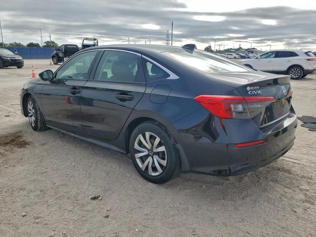 2023 HONDA CIVIC LX photo 2