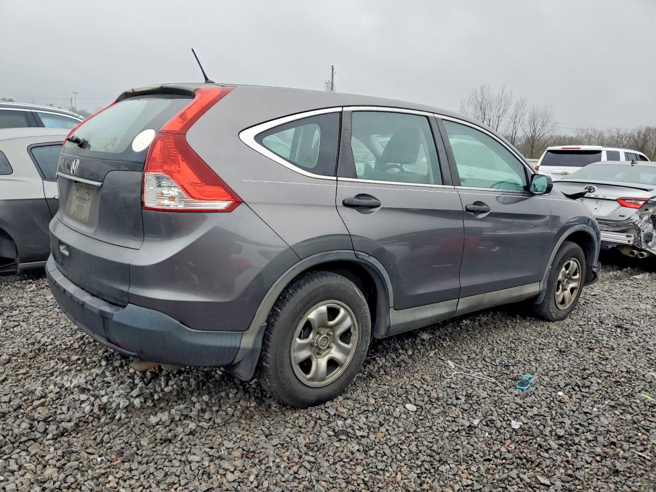 2013 HONDA CR-V LX photo 3