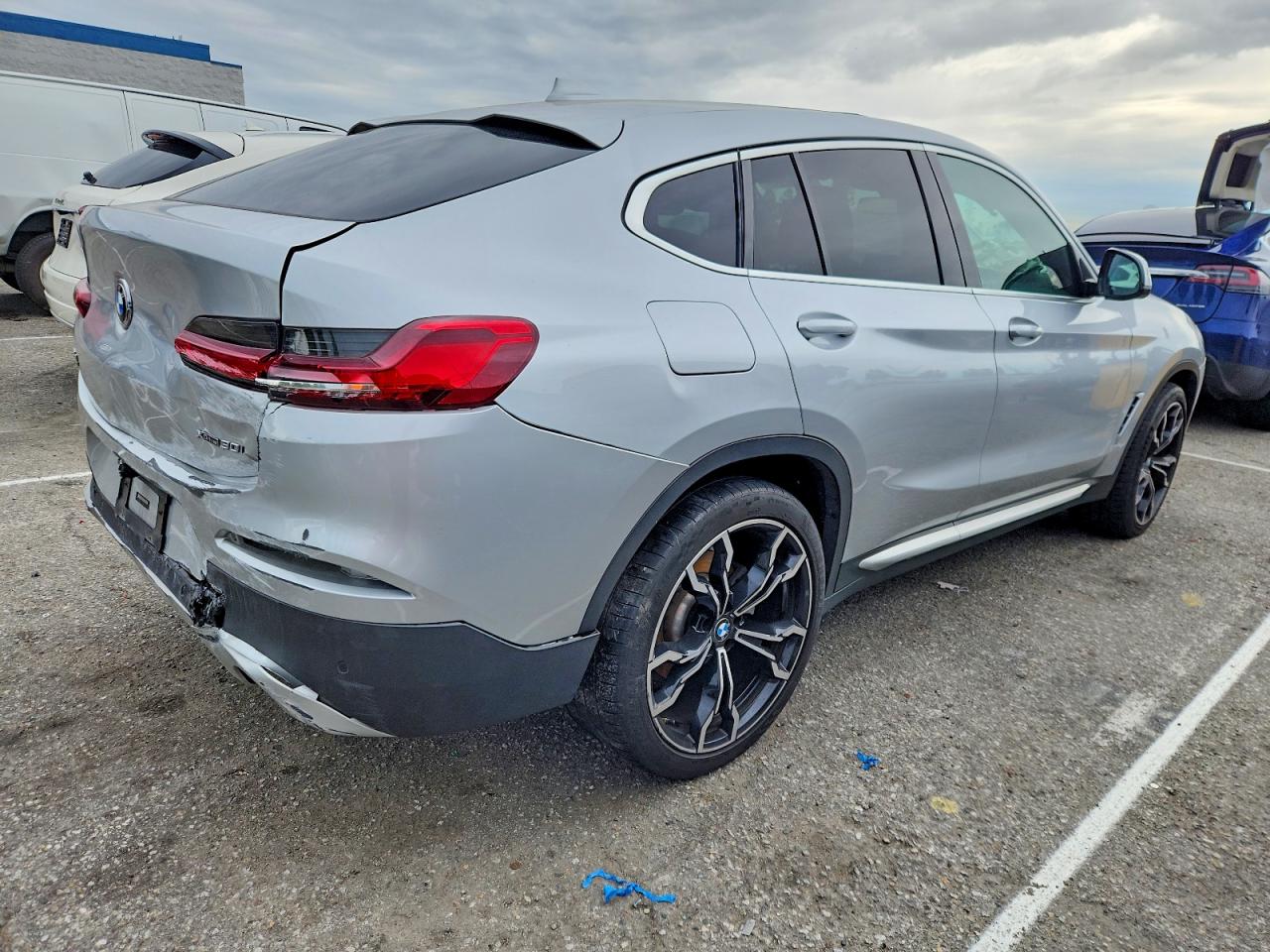 2020 BMW X4 XDRIVE30I photo 3