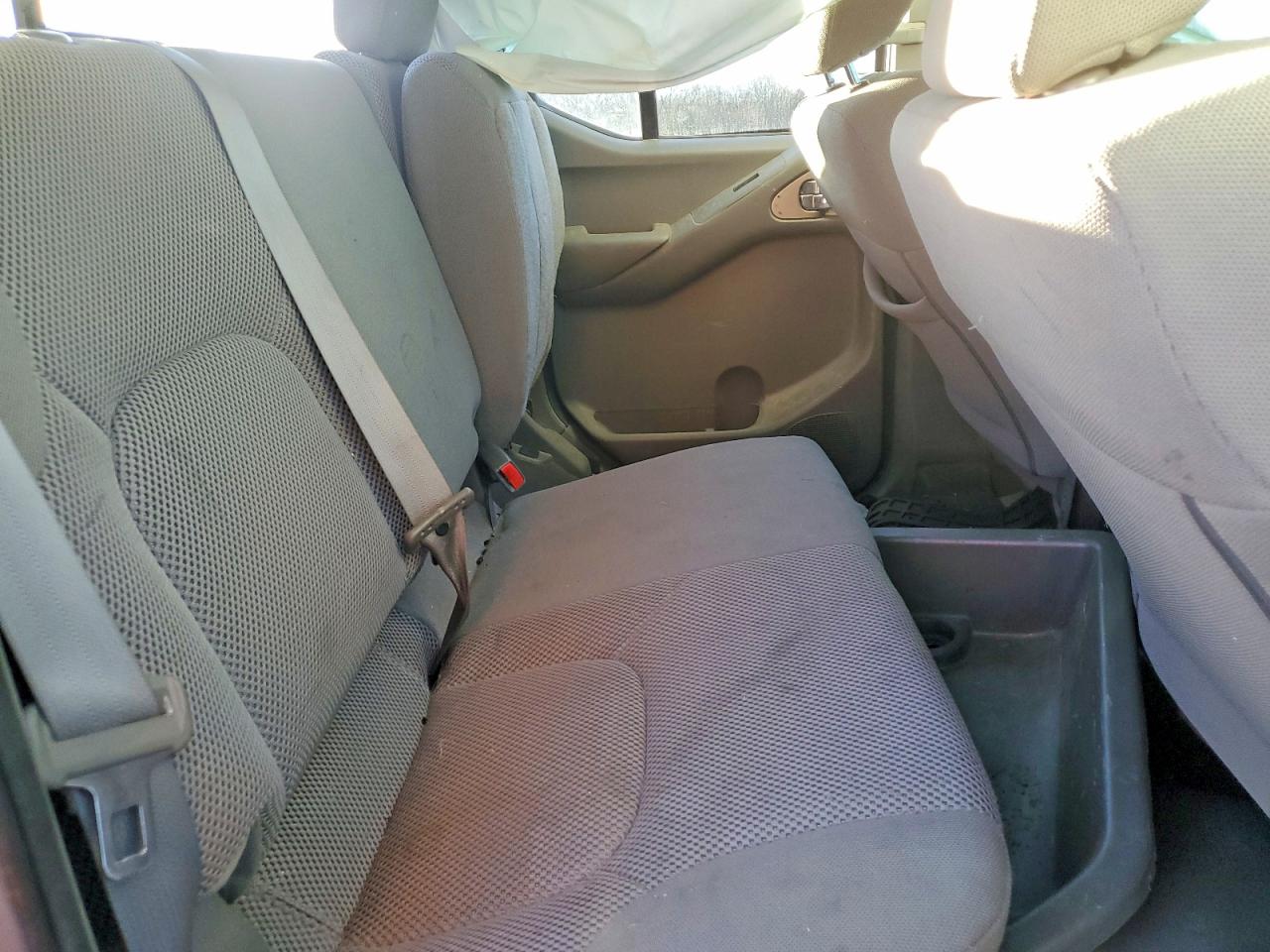 2019 NISSAN FRONTIER SV photo 19