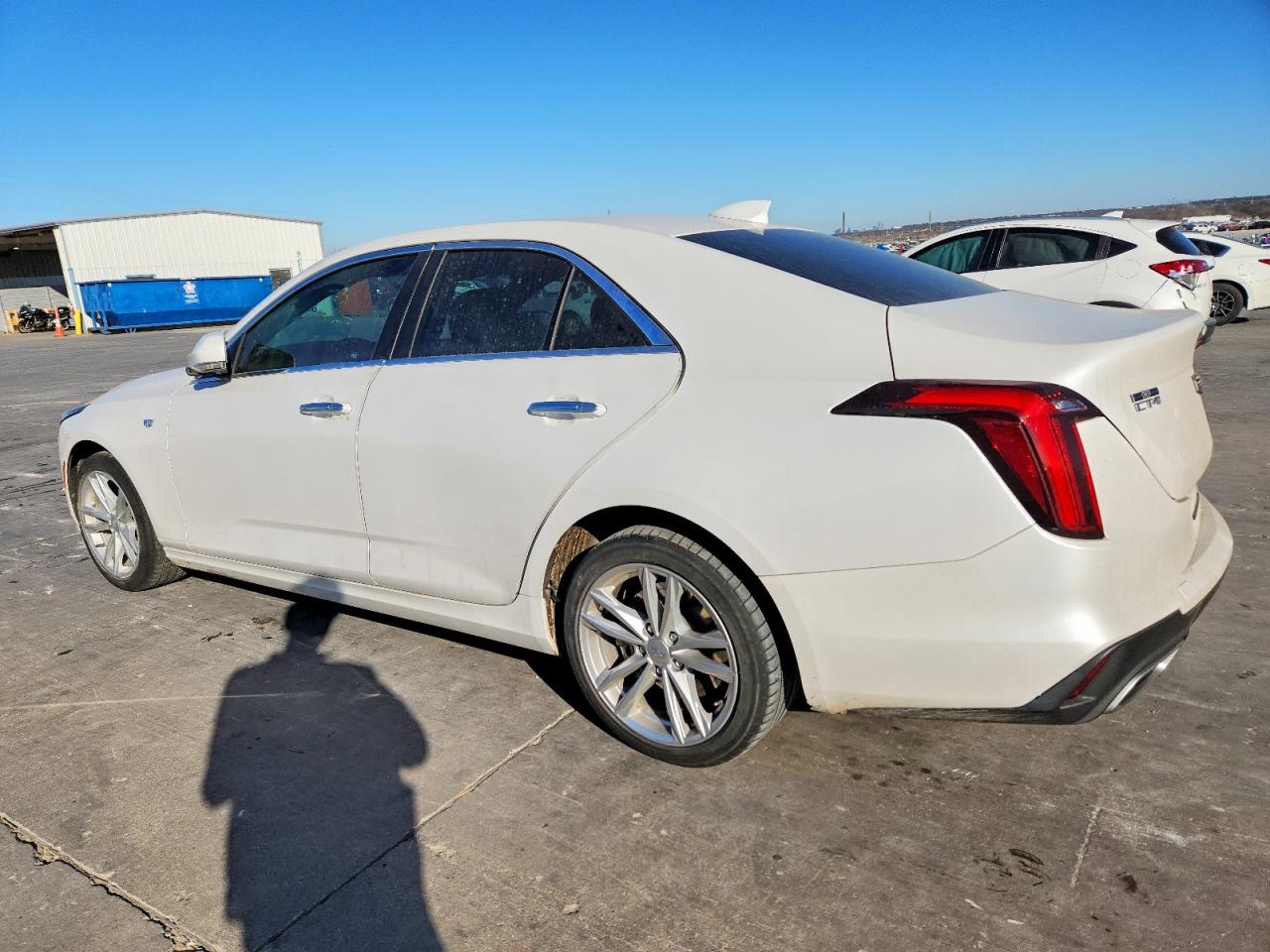 2021 CADILLAC CT4 LUXURY photo 3