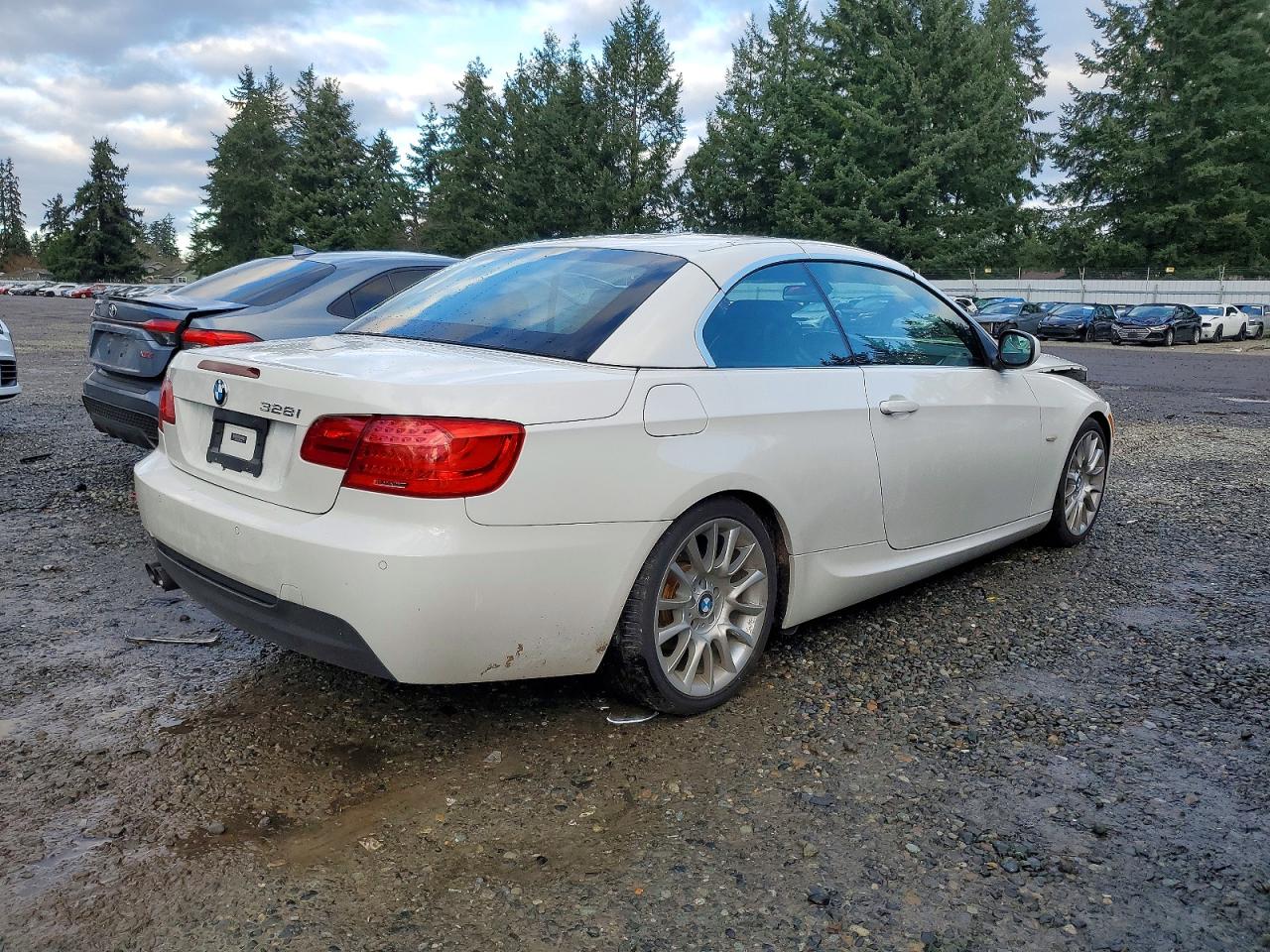 2013 BMW 328 I SULEV photo 3