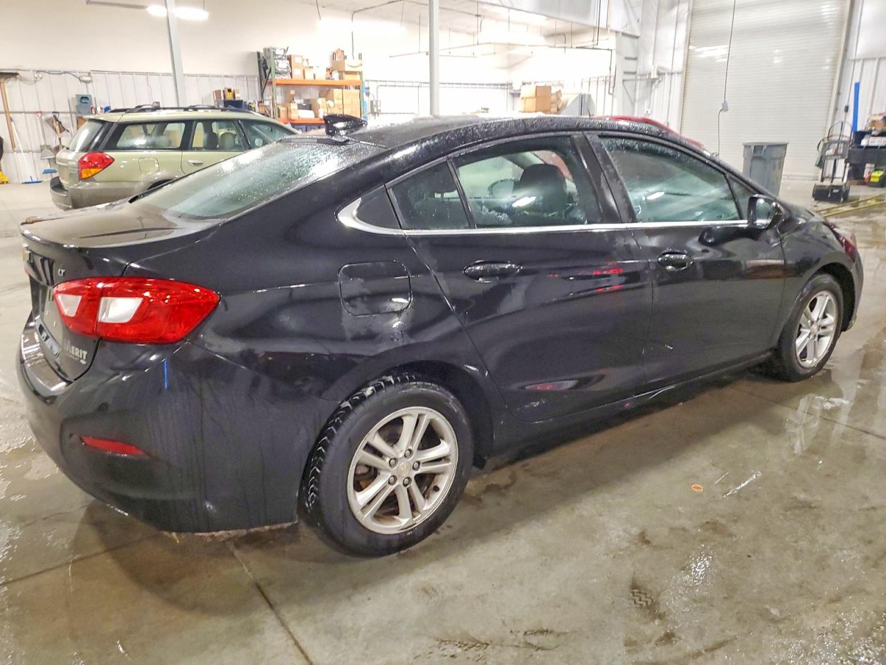 2016 CHEVROLET CRUZE LT photo 3