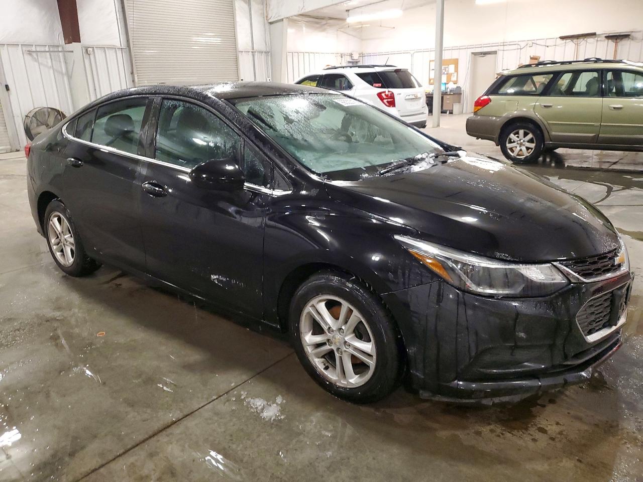 2016 CHEVROLET CRUZE LT photo 4