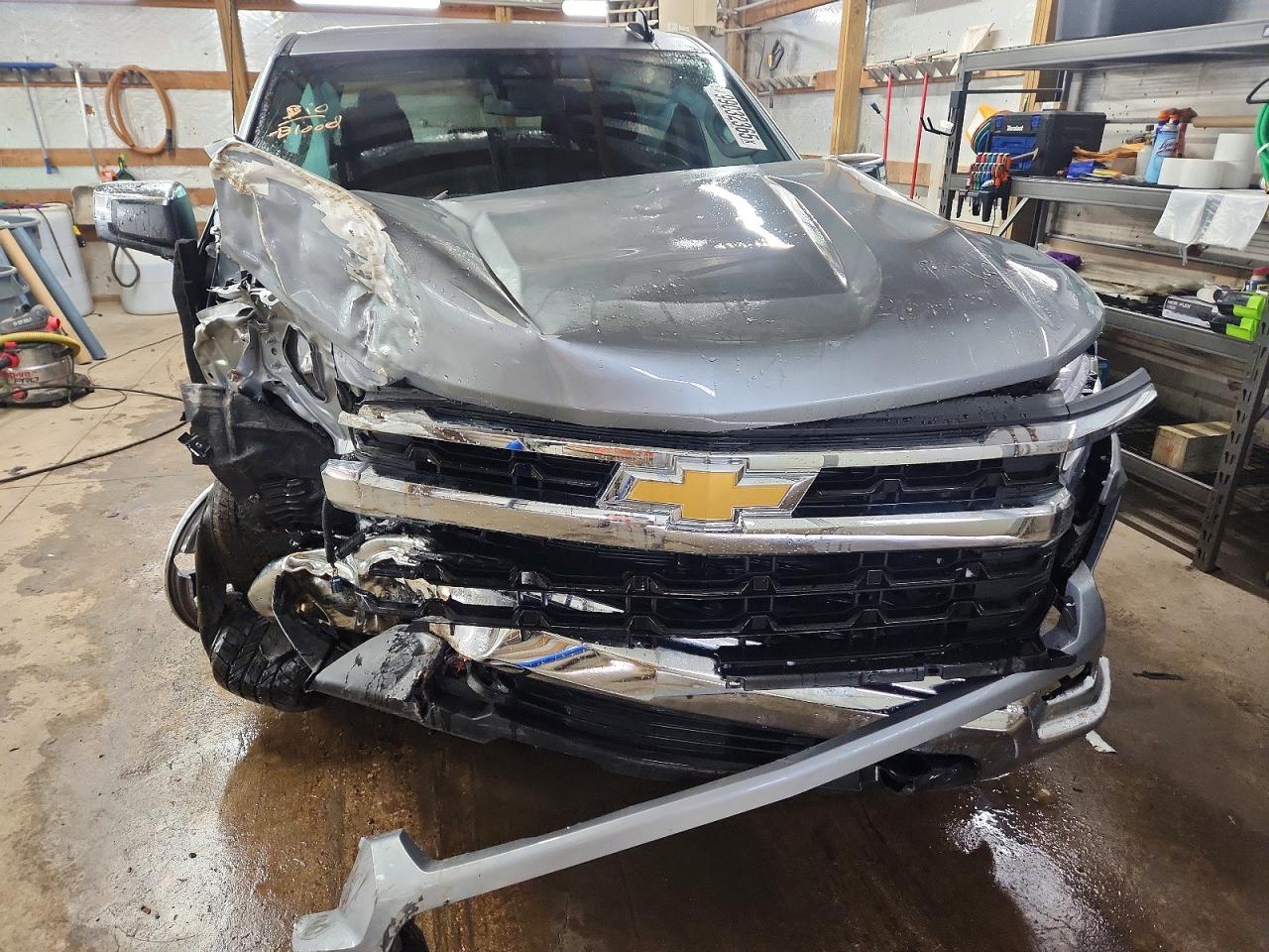 2025 CHEVROLET SILVERADO K1500 LT photo 5