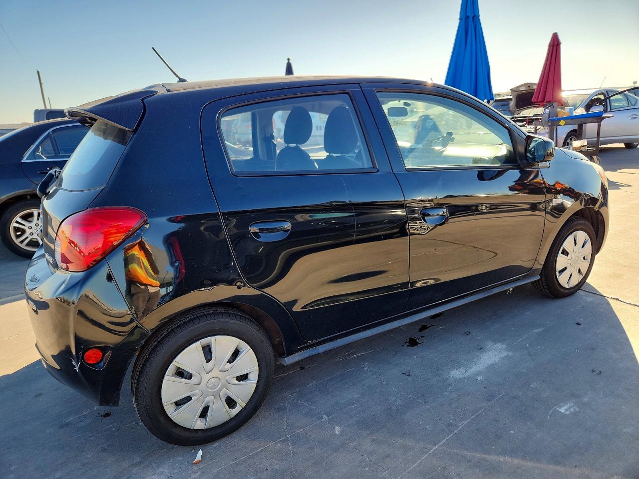 2015 MITSUBISHI MIRAGE DE photo 3