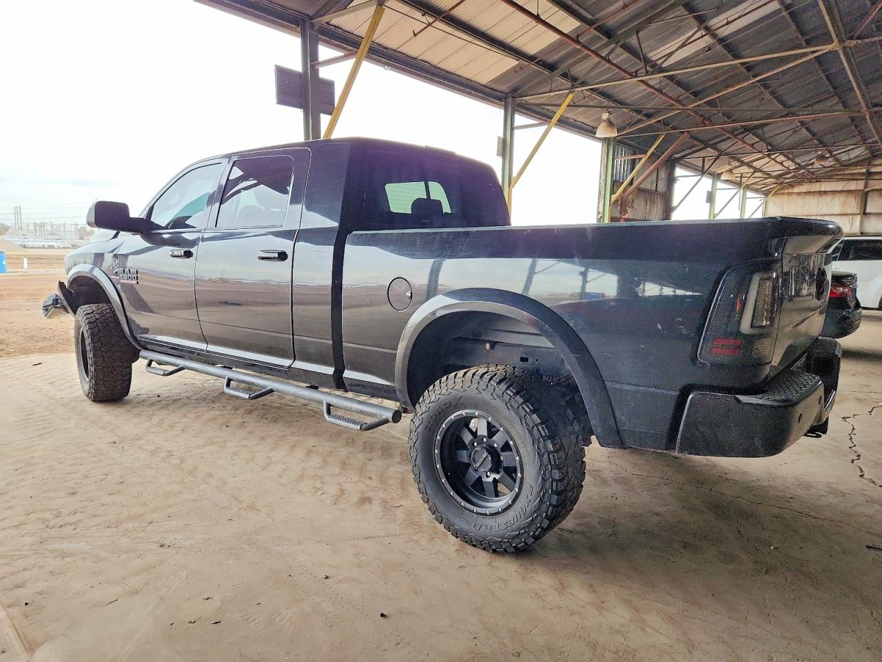 2016 RAM 2500 LARAMIE photo 3