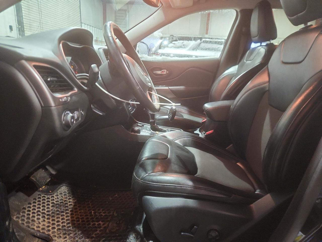 2019 JEEP CHEROKEE LATITUDE PLUS photo 7