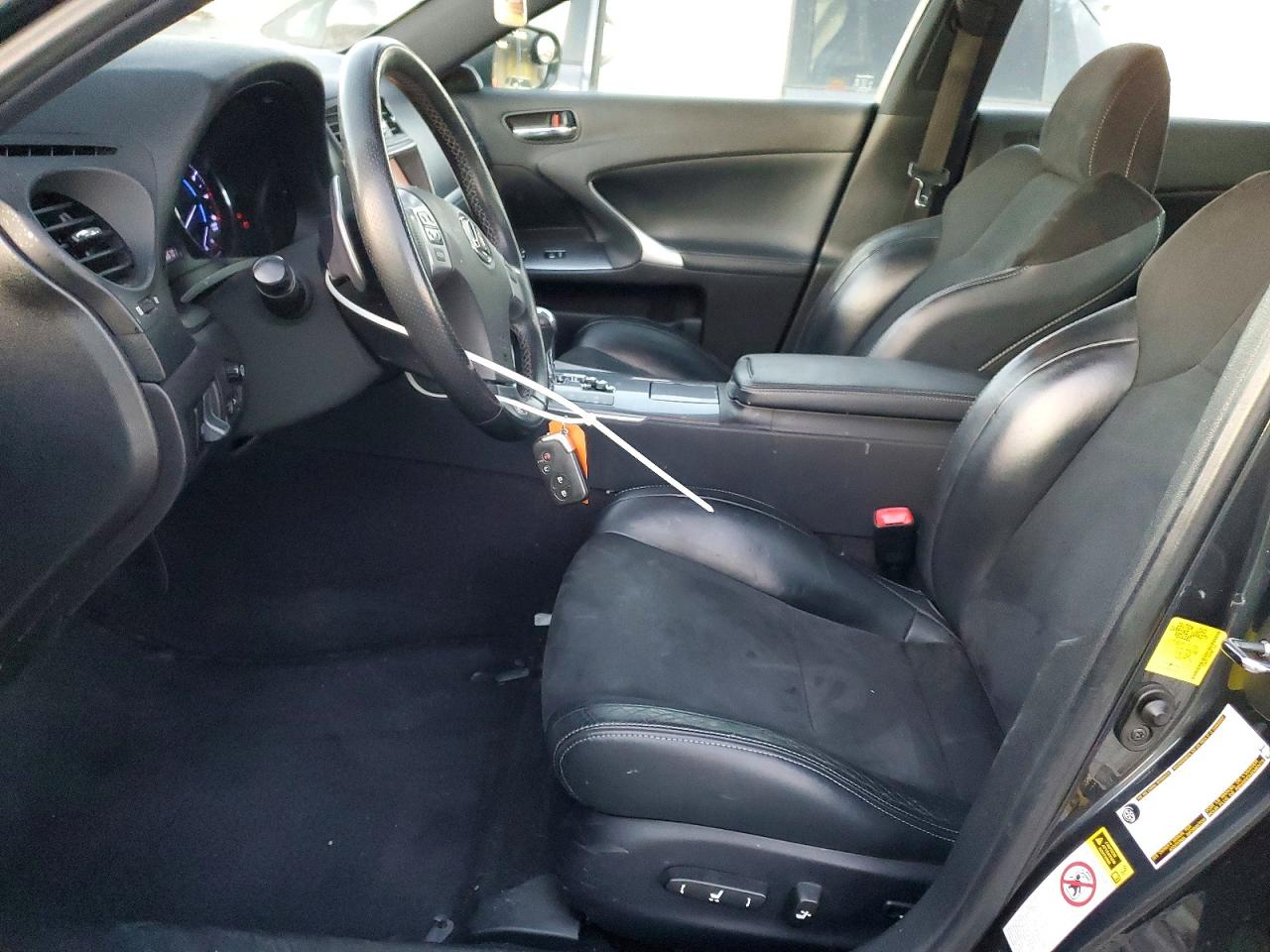 2011 LEXUS IS 350 photo 7
