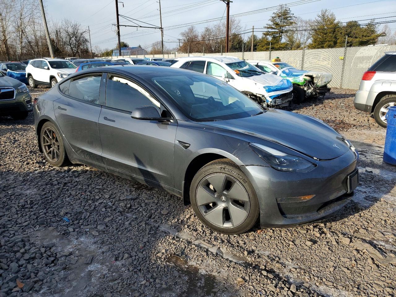 2022 TESLA MODEL 3 photo 4
