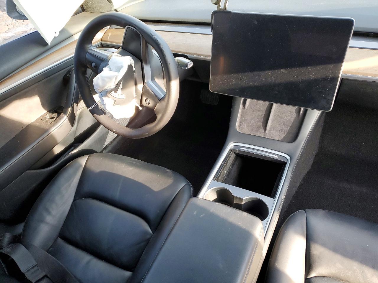 2022 TESLA MODEL 3 photo 8