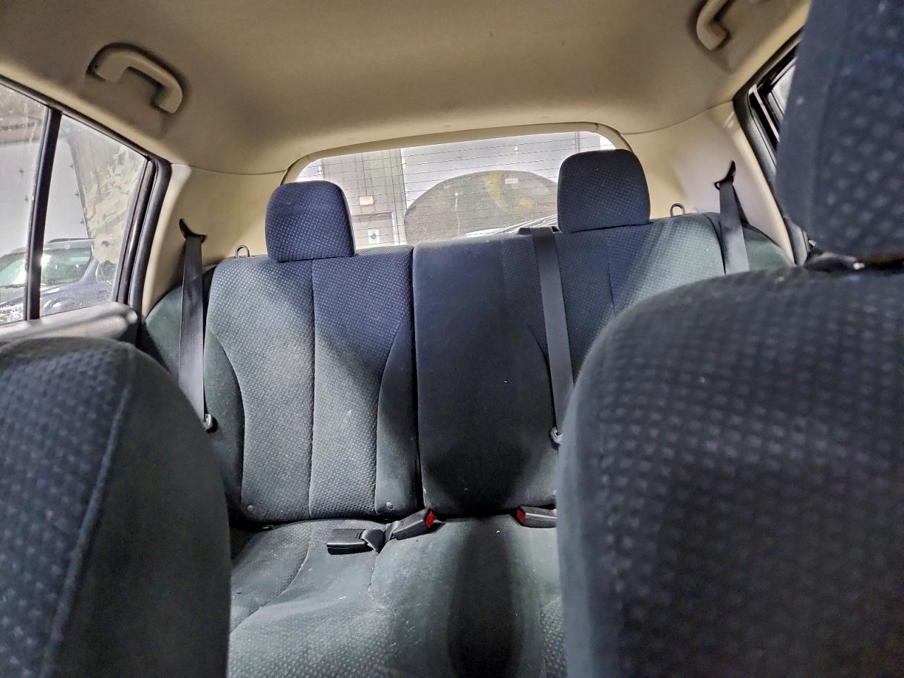 2011 NISSAN VERSA S photo 19