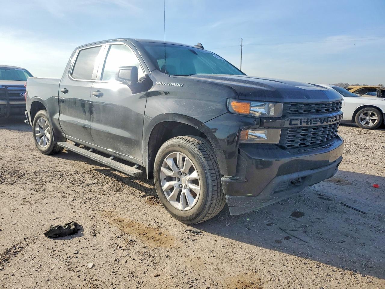 2020 CHEVROLET SILVERADO C1500 CUSTOM photo 4