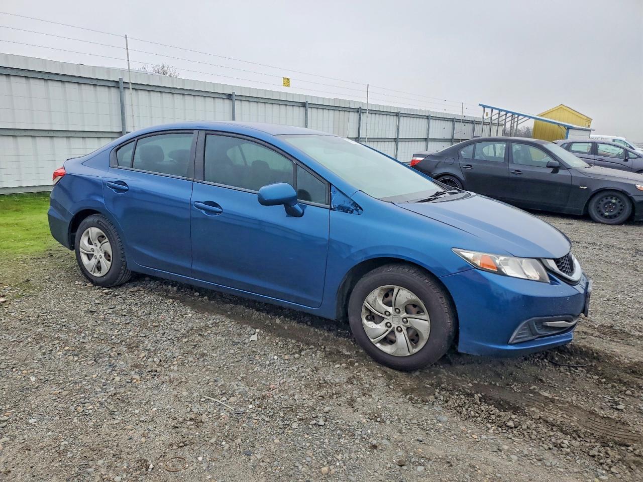2013 HONDA CIVIC LX photo 4
