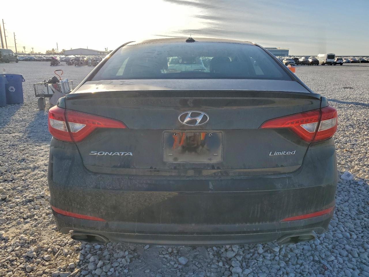 2015 HYUNDAI SONATA SPORT photo 6