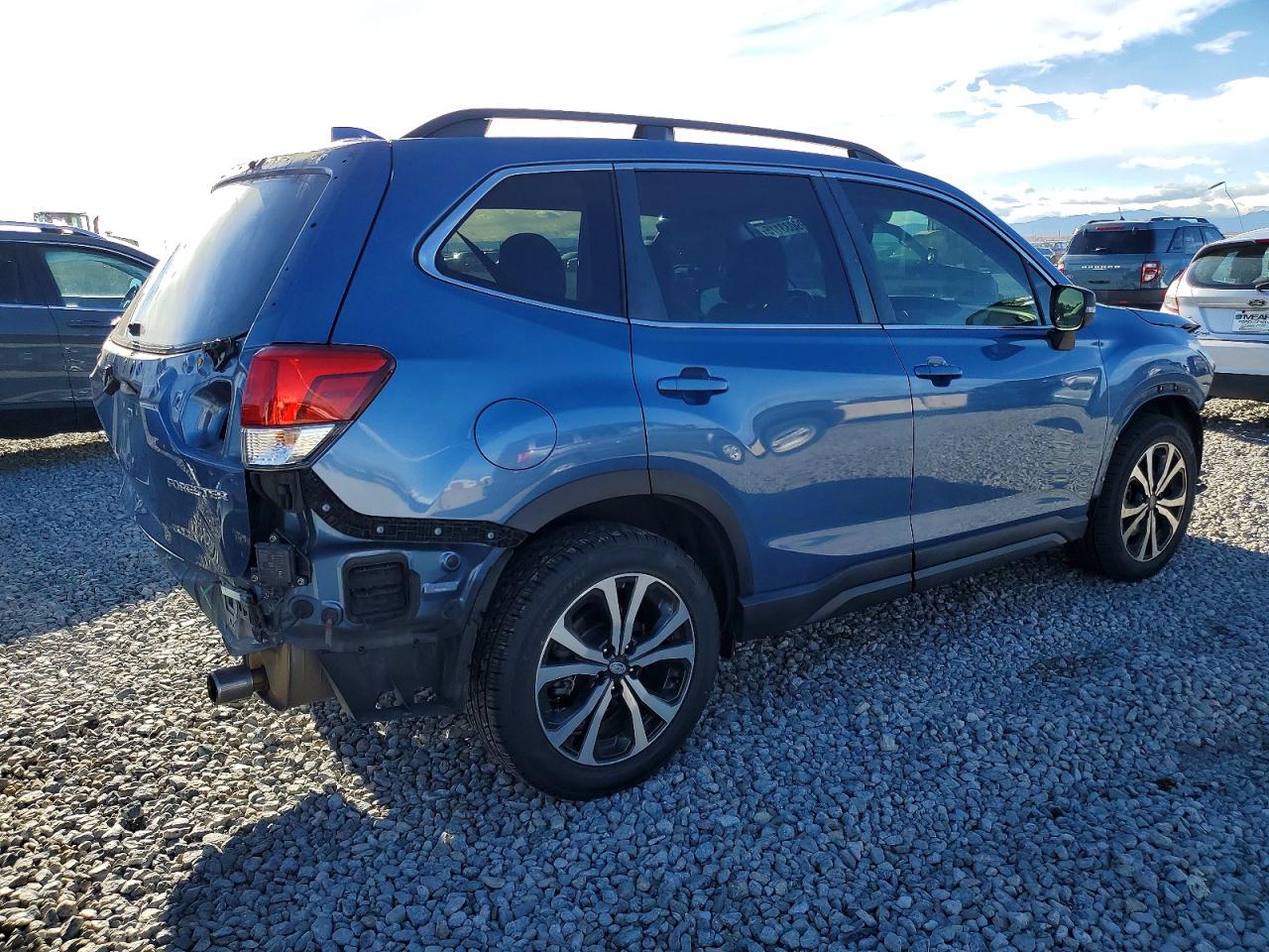 2019 SUBARU FORESTER LIMITED photo 3