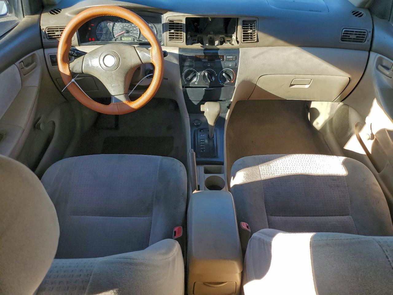 2007 TOYOTA COROLLA CE photo 8