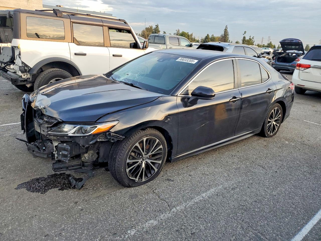 2018 TOYOTA CAMRY