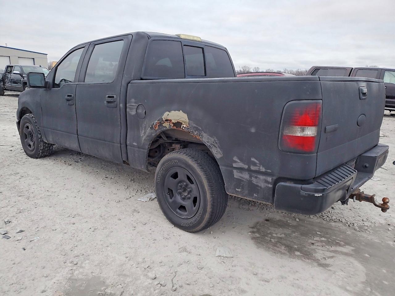2005 FORD F150 SUPERCREW photo 2