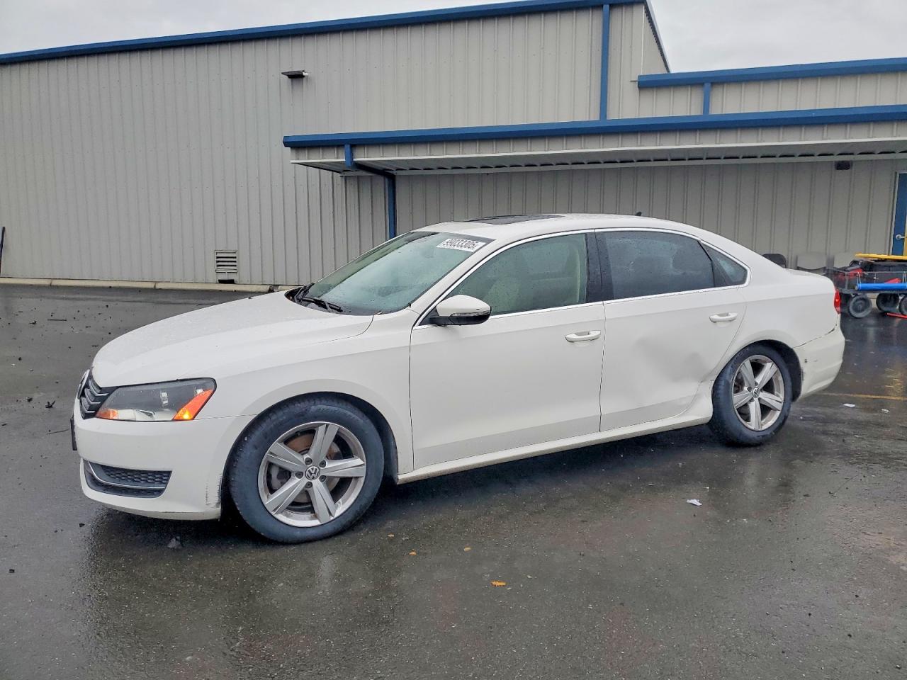 2012 VOLKSWAGEN PASSAT