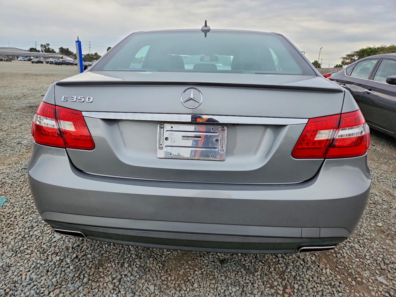 2012 MERCEDES-BENZ E 350 photo 6
