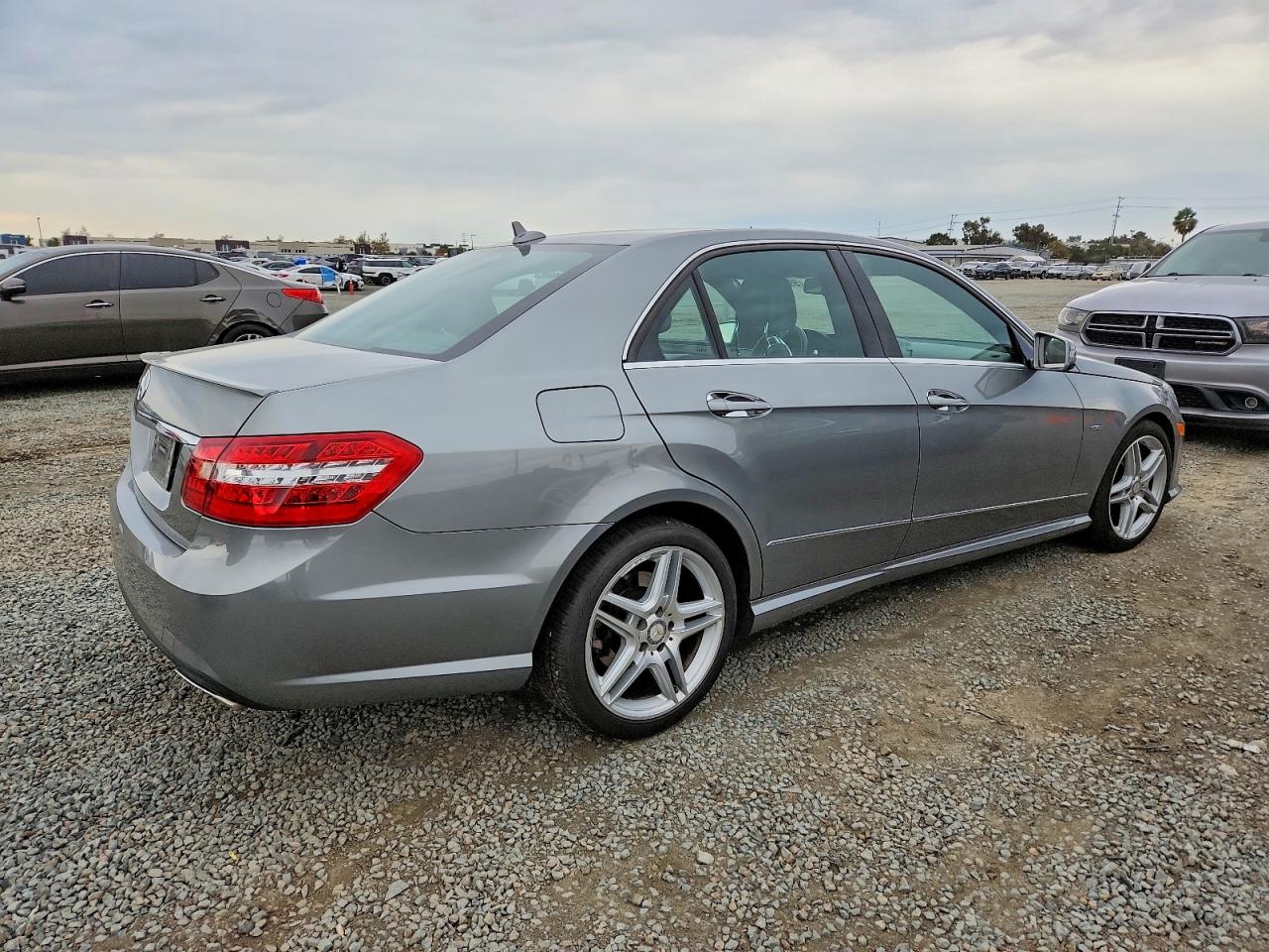 2012 MERCEDES-BENZ E 350 photo 3