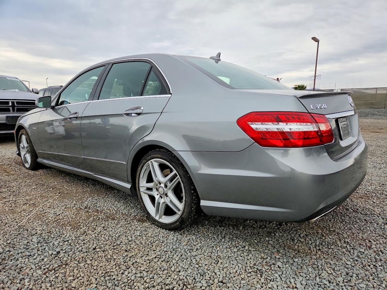2012 MERCEDES-BENZ E 350 photo 2