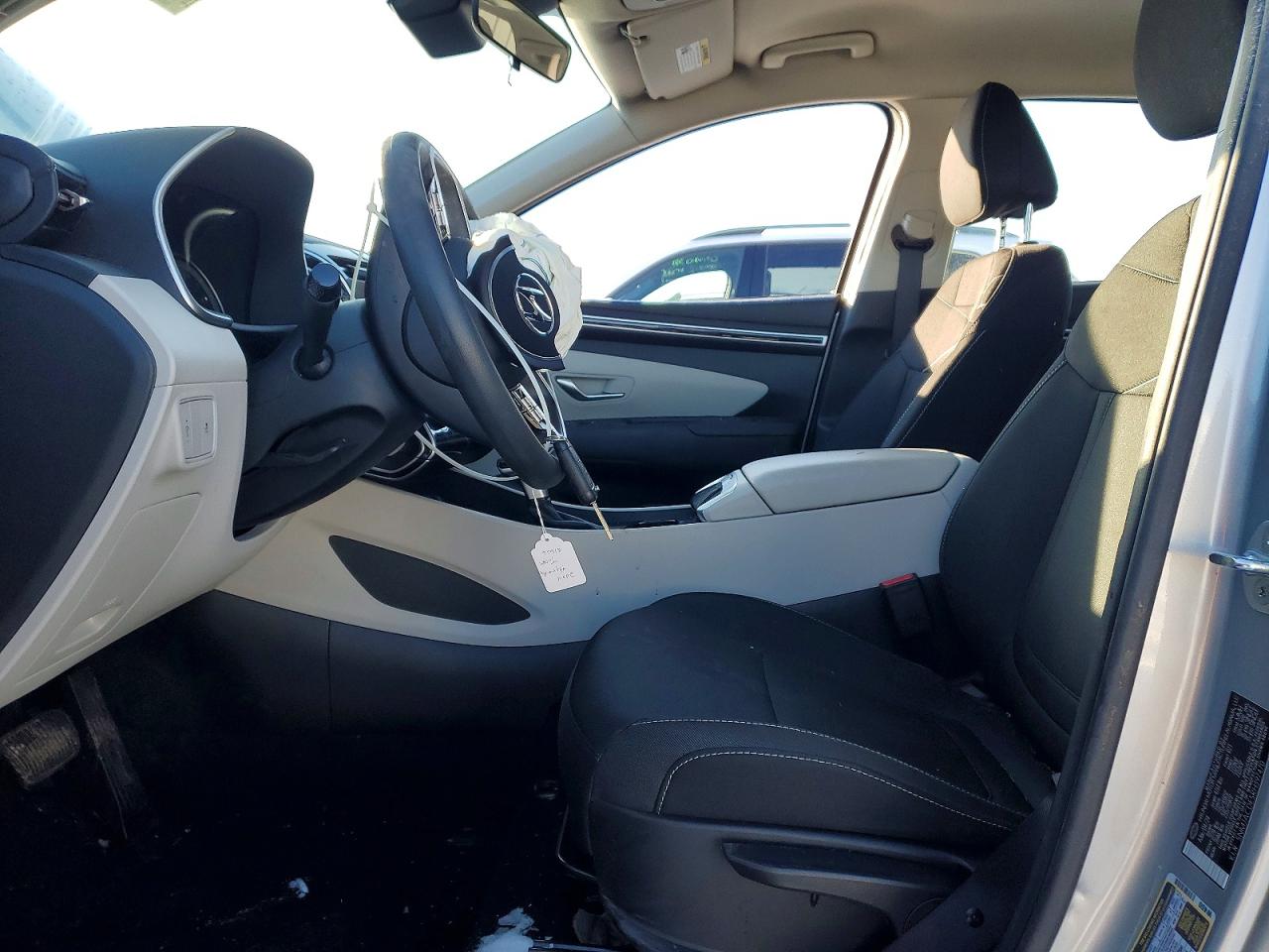 2024 HYUNDAI TUCSON SE photo 7