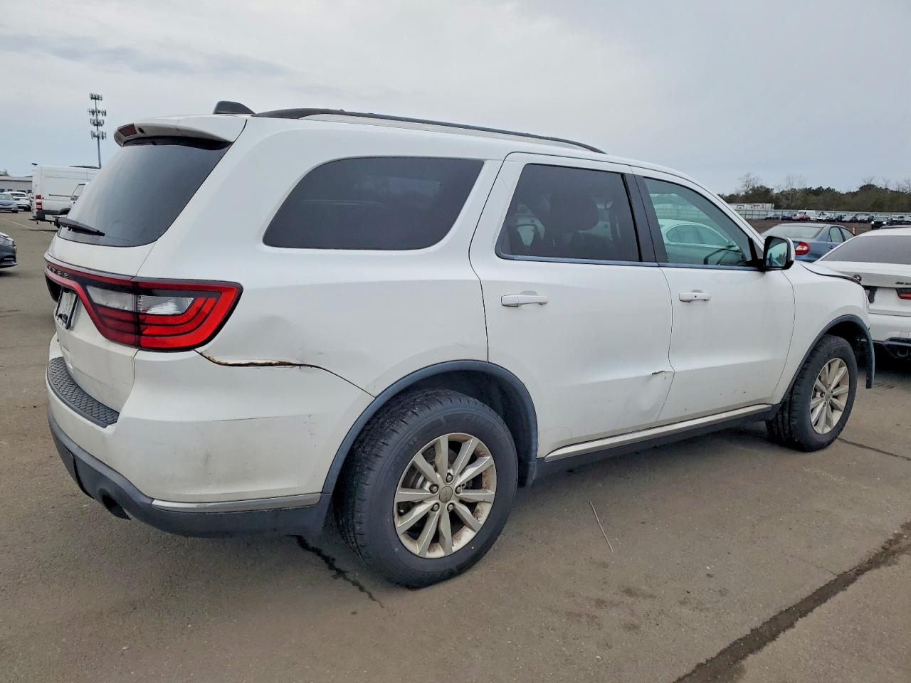 2015 DODGE DURANGO SXT photo 3