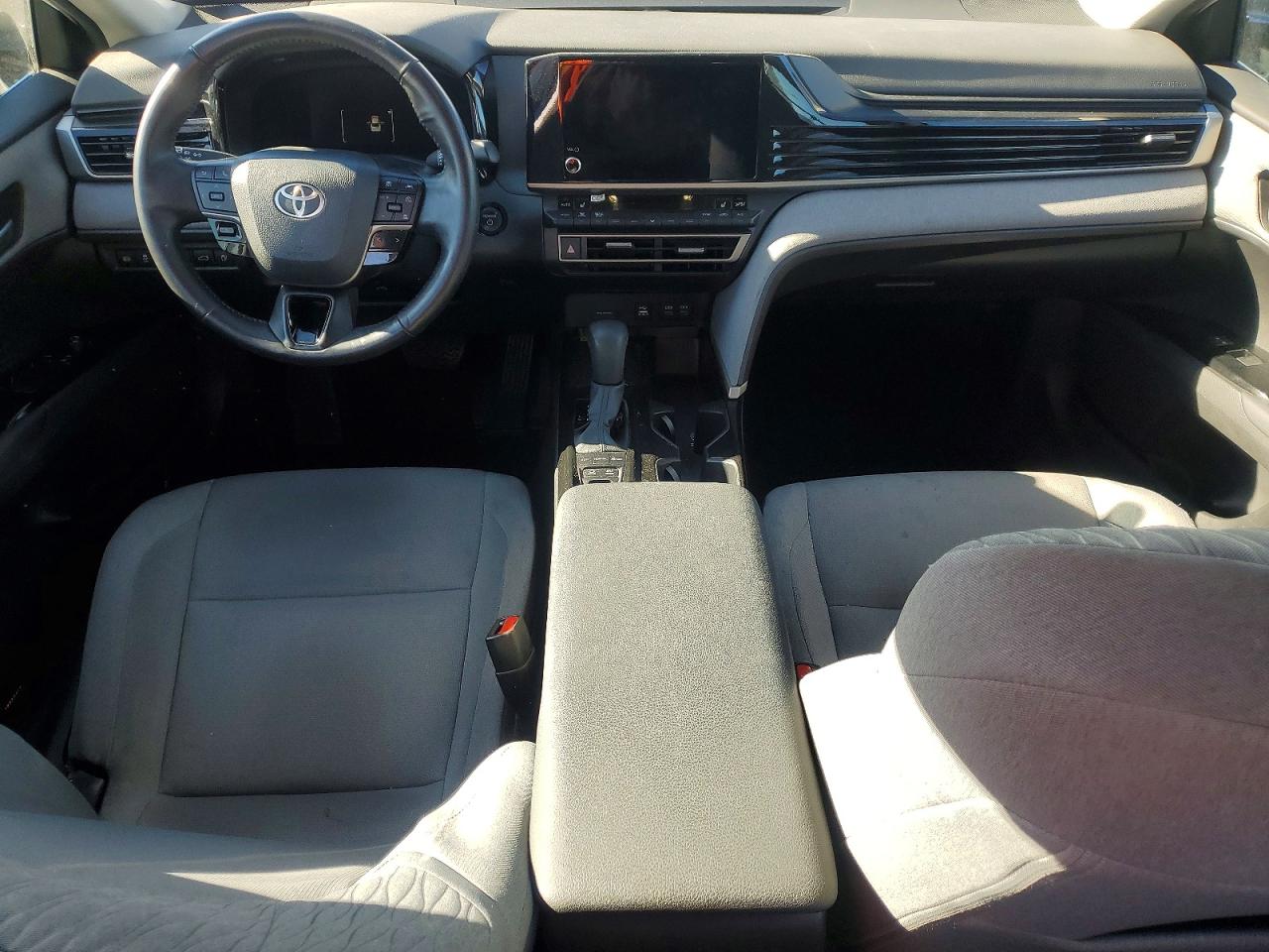 2025 TOYOTA CAMRY XSE photo 8