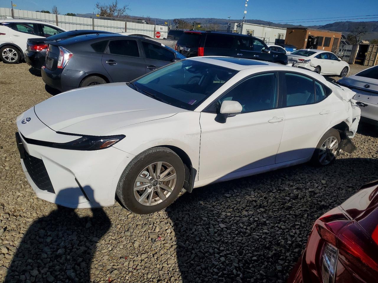 2025 TOYOTA CAMRY