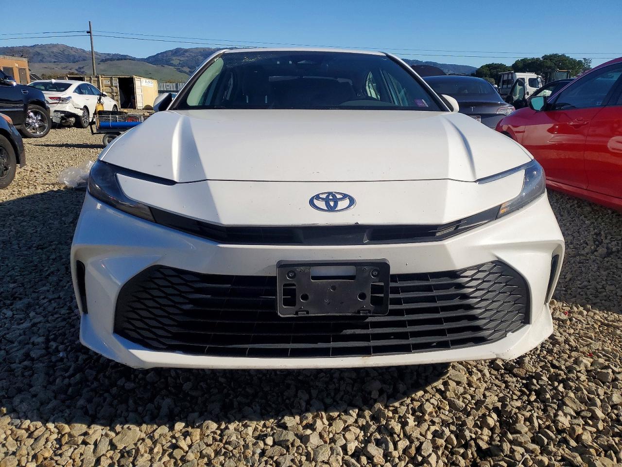 2025 TOYOTA CAMRY XSE photo 5