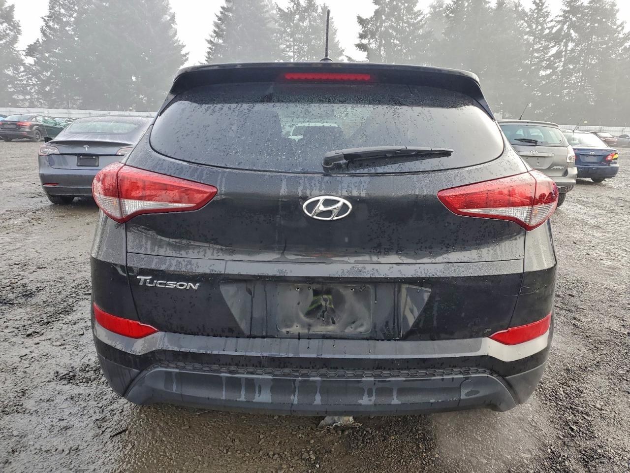 2017 HYUNDAI TUCSON SE photo 11