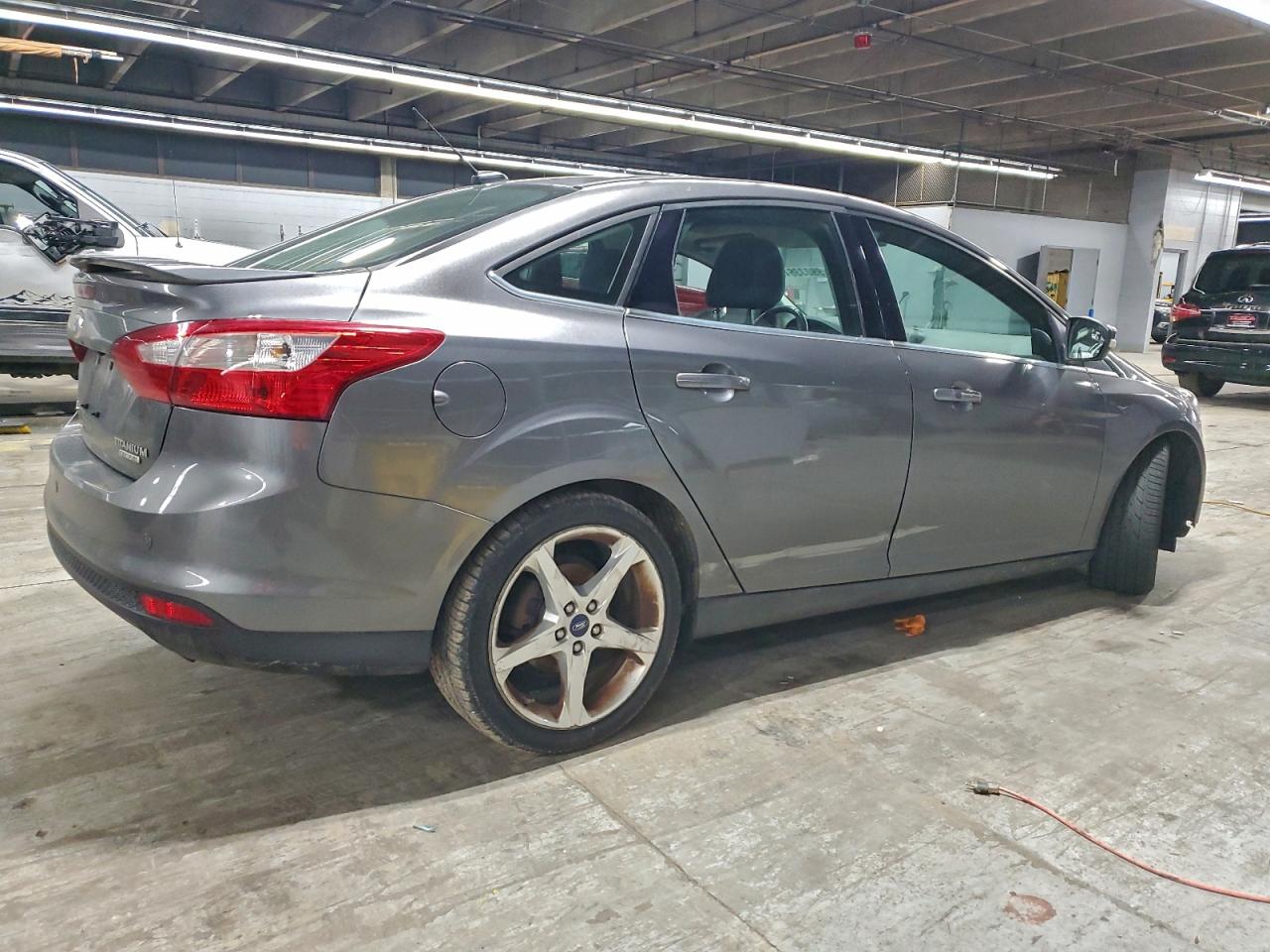 2013 FORD FOCUS TITANIUM photo 5
