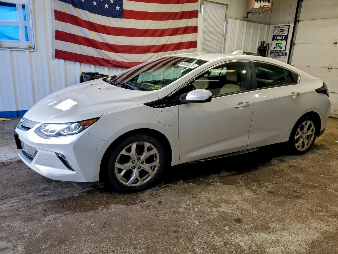 2017 CHEVROLET VOLT