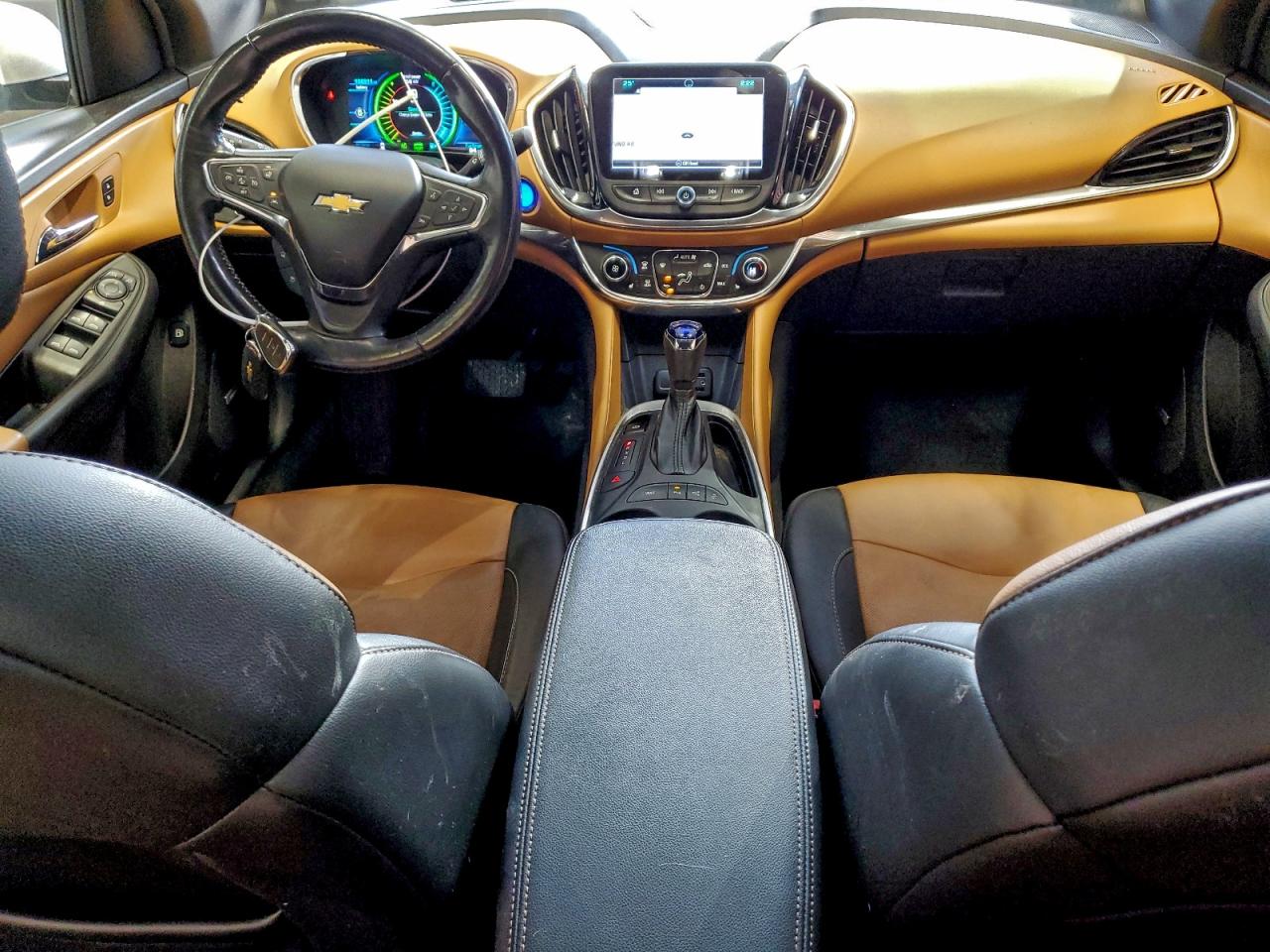 2017 CHEVROLET VOLT PREMIER photo 8