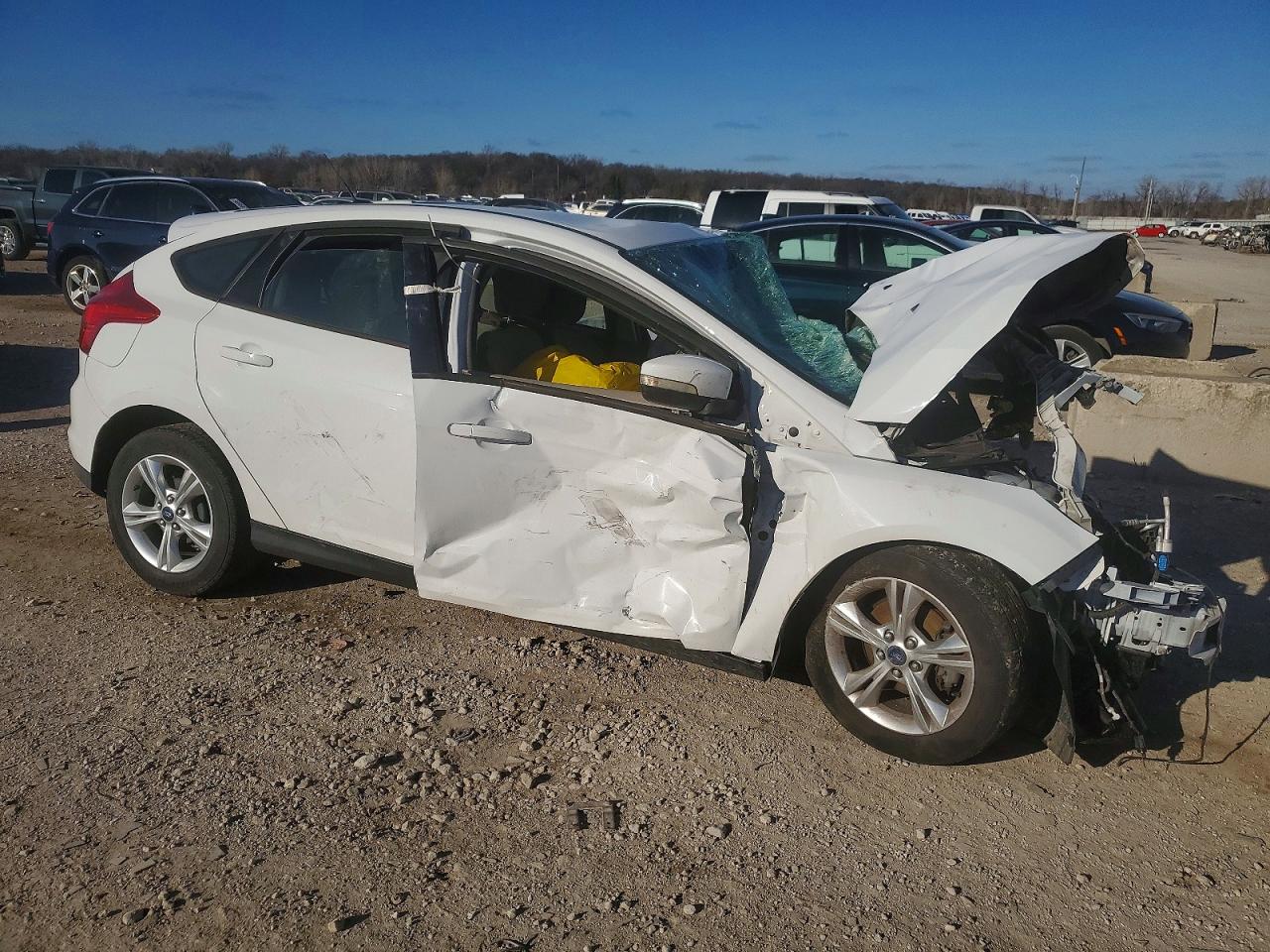 2013 FORD FOCUS SE photo 4