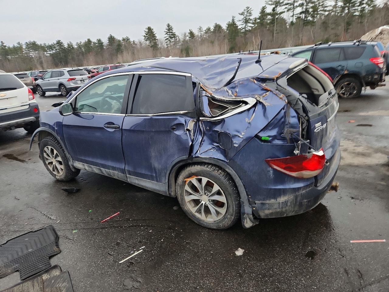 2014 HONDA CR-V LX photo 2