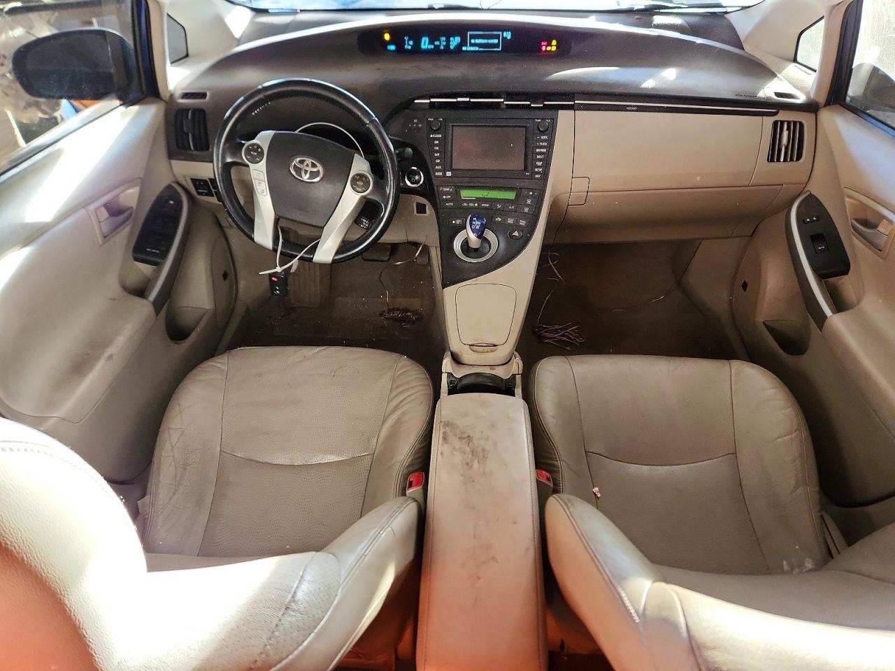 2010 TOYOTA PRIUS photo 15