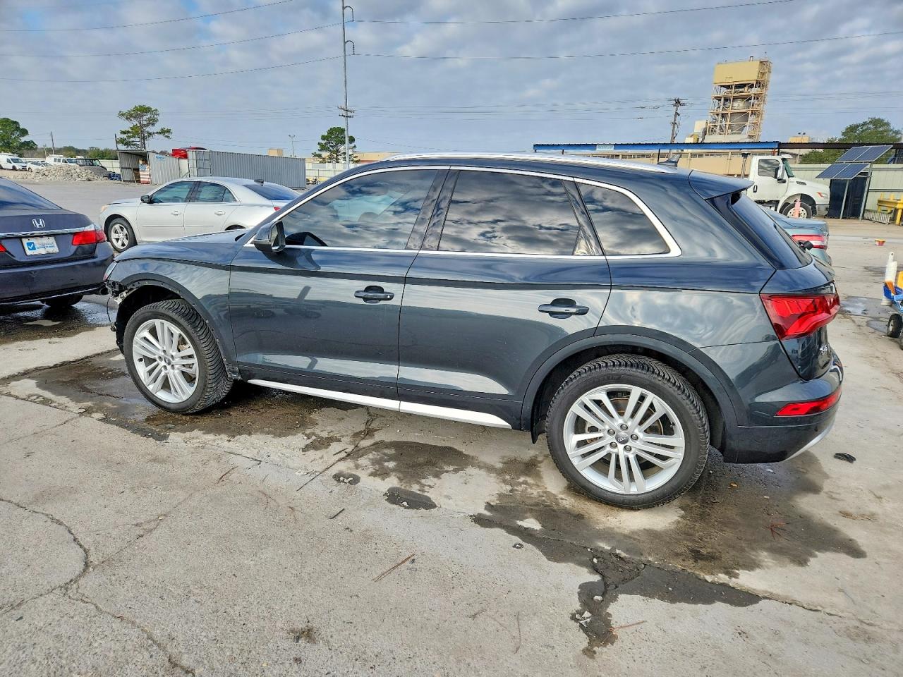 2019 AUDI Q5 PREMIUM PLUS photo 2